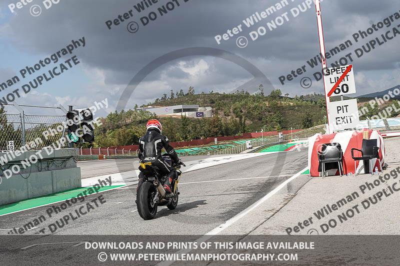 motorbikes;no limits;peter wileman photography;portimao;portugal;trackday digital images